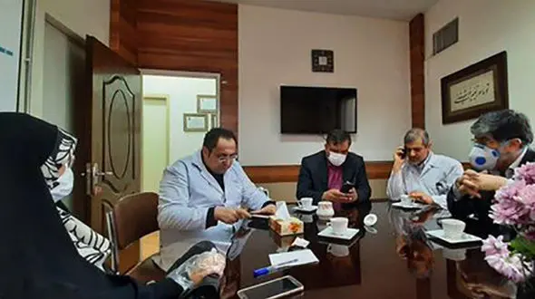 تصاویر بازدید دو نماینده مجلس از قرنطینه بیمارستان مسیح دانشوری