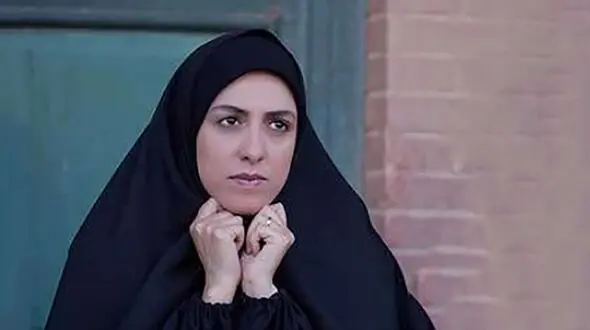 بی حیئیتی خانم بازیگر چادری صدا و سیما / آبروی تلویزیون را با این عکس برد!
