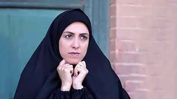 بی حیئیتی خانم بازیگر چادری صدا و سیما / آبروی تلویزیون را با این عکس برد!