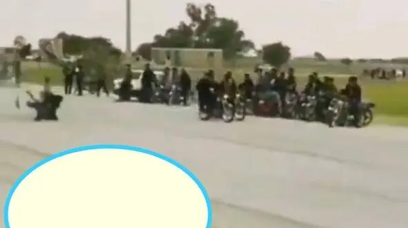 فیلم وحشتناک لحظه برخورد موتور با مرد جوان 