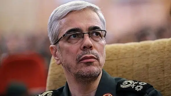 تبریک سرلشکر باقری به پزشکان و داروسازان