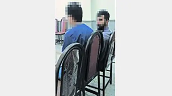 نیمه شب در خانه مجردی 2 بچه پولدار نیاورانی چه گذشت؟ / پدرام را به تخت بسته بود و ..! + عکس