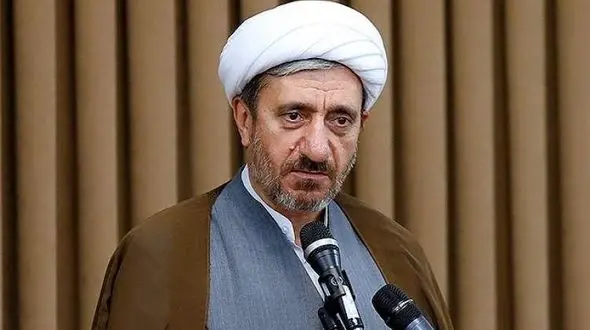 رئیس حفاظت و اطلاعات قوه قضاییه: وکلایی که مشکل املایی دارند با پارتی بازی وکیل شده اند.