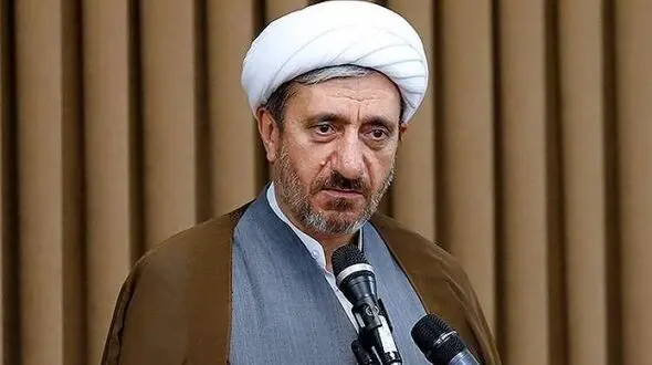 رئیس حفاظت و اطلاعات قوه قضاییه: وکلایی که مشکل املایی دارند با پارتی بازی وکیل شده اند.