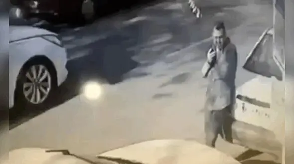 فیلم لحظه ناکامی دزد بدشانس در خیابان / مرد مشهدی هوشمند عمل کرد