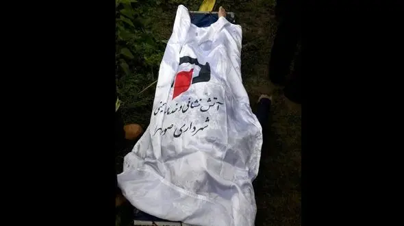 جسد زنی که از کانال آبیاری صومعه سرا خارج شد +عکس جسد