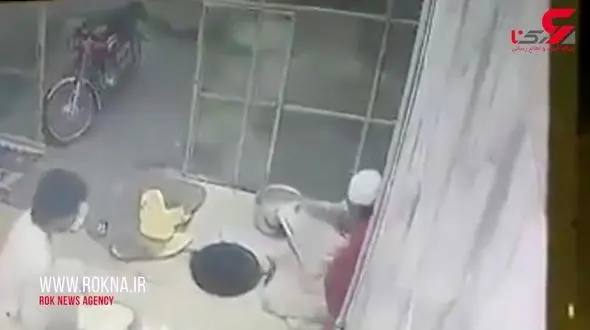 لحظه زنده زنده سوختن نانوای بدشانس در تنور  + فیلم