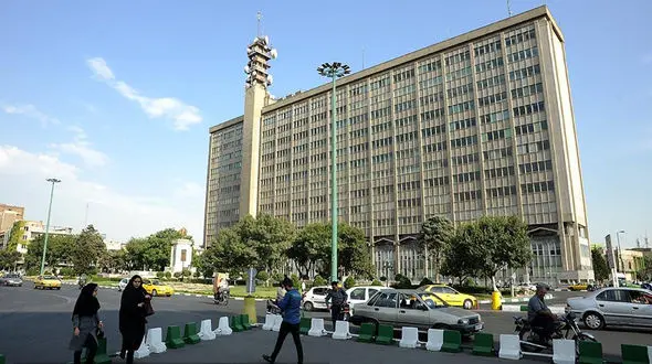 شنیده شدن صدای بلند در میدان امام خمینی / شهرداری تهران توضیح داد + فیلم