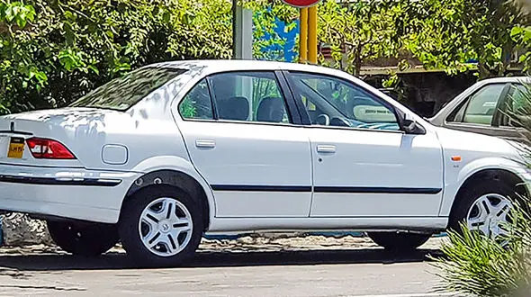 سمند مشکوک توقیف شد / کشف کالای قاچاق در شهرستان کوه چنار