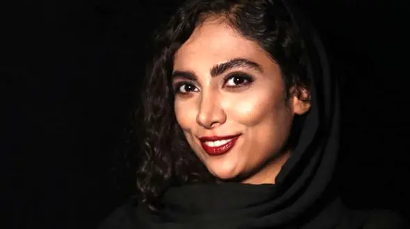 غزل عبدی در داغ پدر نشست + عکس