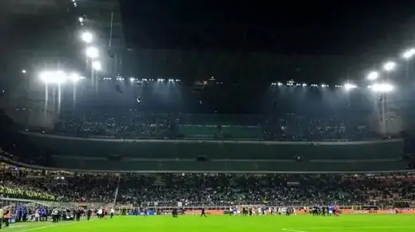 هواداران اینتر متاثر از قتل / عزاداری در سن سیرو + عکس