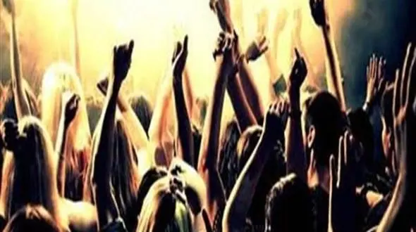    4 ساعت کارهای زشت 120 دختر و پسر مست  در کافی شاپ مرکز تهران