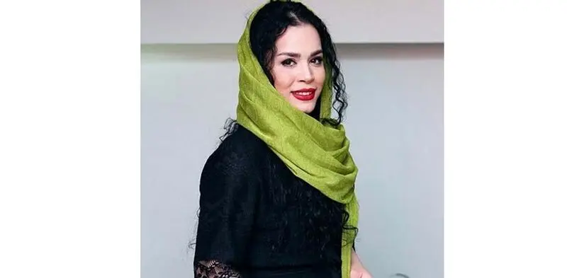 ملیکا شریفی نیا