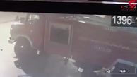 دستگیری 2 عامل رهاکننده خودروی آتش‌نشانی در درود + فیلم