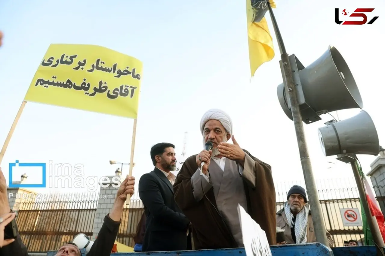 تجمعاتی با چند هدف؛ از قانون حجاب تا برکناری ظریف / چگونه قانون حجاب را بهانه تاختن به روسای سه قوه کردند