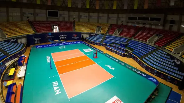 ارومیه آماده میزبانی از مهم ترین رویداد والیبالی آسیا/ از نصب 18 المان تا کاشت 50 هزار گل در مسیر تردد تیم‌ها