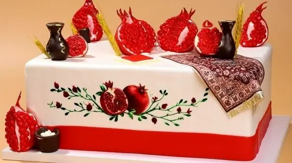 زیباترین طرح‌ های کیک شب یلدا مخصوص مدرسه + مدل‌ های کیک چله 1404