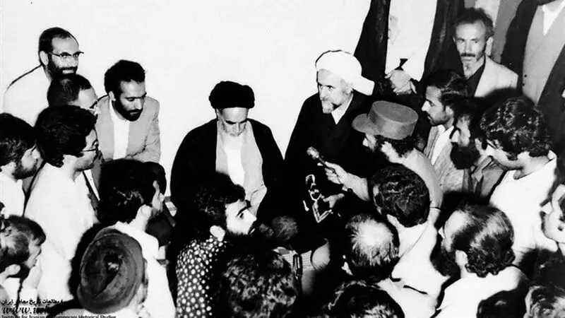 سپاه پاسداران چگونه تأسیس شد ؟ - دیدار جمعی از اعضای شورای سپاه با امام (ره)