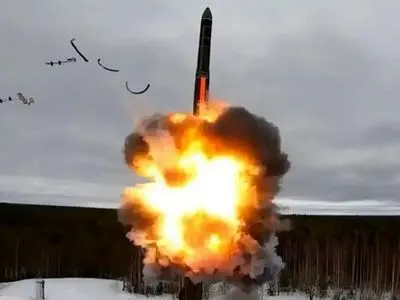 موشک‌های بالستیک نفوذکننده ایران شکستن قوانین جنگ اسرائیل؟ | چرا اسرائیل  هر وقت بخواهد نمی‌تواند حمله کند؟ 