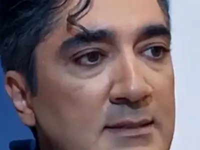 فیلم/ وحیدرضا صادق پور جیک و پوک زندگی اش را به بهاره افشاری گفت: درگیر اعتیاد بودم/ اینایی که میگم وخانمم بفهمه شوکه میشه چون نمی دونه