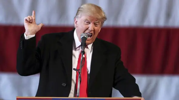 ترامپ: با ایران و کره شمالی مقابله می‌کنیم