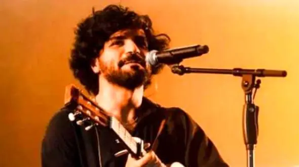 دانلود آواز باشکوه هایده و عرفان طهماسبی ( ورژن هوش مصنوعی ) به نام یادت رفت همه حرفاتو