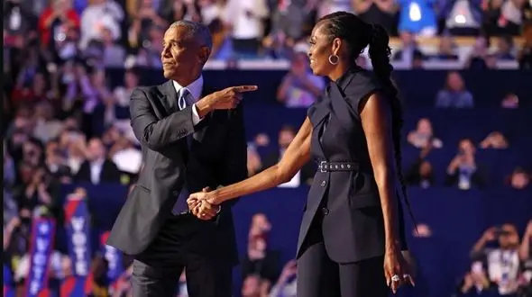 باراک اوباما: ترامپ یک میلیاردر 78 ساله است که از ناله درمورد مشکلاتش دست بر نمی دارد