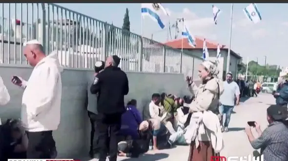 فیلم/ غرش هولناک موشک‌های ایران بر فراز تل‌آویو/آسمان اسرائیل به میدان انفجار تبدیل شد!