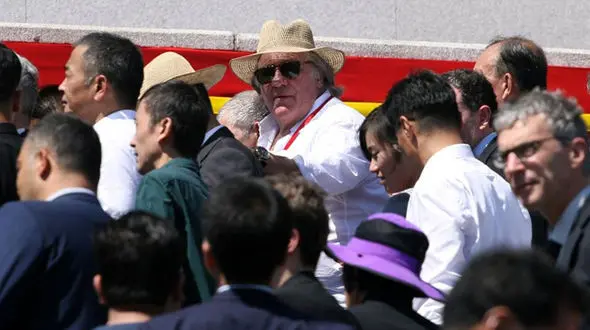 حضور بازیگر حاشیه ساز در جشن حکومتی کره‌شمالی + عکس
