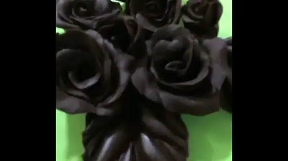 این گل ها طعم شکلات می دهند / فیلم