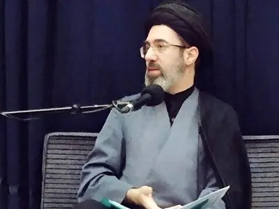 ماجرای محموله شمش طلا و حساب  1.5 پوندی مجتبی خامنه ای در لندن از زبان پدرزنش / آقا مجتبی زندگی پاک و ساده ای دارد