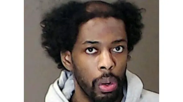 بلای شوم بر سر دختر رقصنده در خانه جوان مجرد + عکس