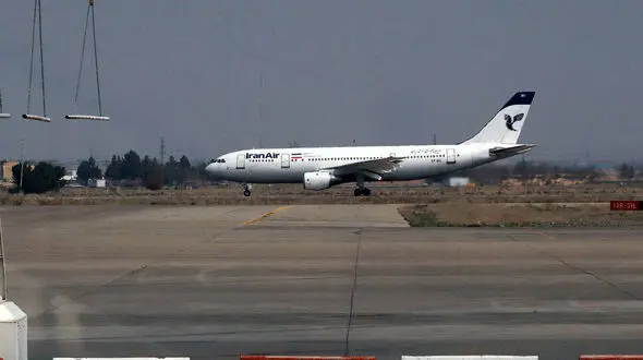 فرود اضطراری پرواز تهران ایلام در کرمانشاه + علت