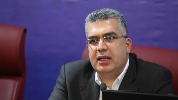 پیشنهاد تعلیق قانون قاچاق کالا و ارز / بازگشت به مقررات ارزی قبل از سال ۱۴۰۱؟