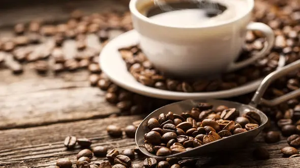 چرا دندان ها زرد می شوند؟/این عادت های نادرست را ترک کنید