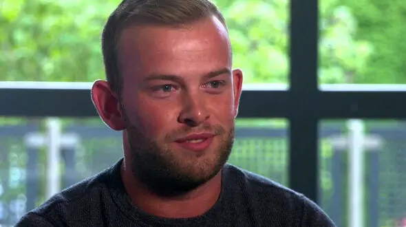 پسر 8 ساله می دانست چه بلای وحشتناکی بر سرمادرش آمده است!  + عکس 