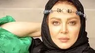 فیلم /  نگاهی به استایل دراماتیک و مونوکروم بهاره رهنما که چشمگیر و پرطرفدار شد؛ ترکیب دامن چرم براق؛ کت مشکی نواردوزی شده و کلاهی که محشر بود!